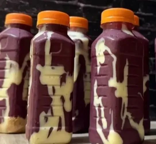 GARRAFINHAS DE AÇAÍ PRONTA