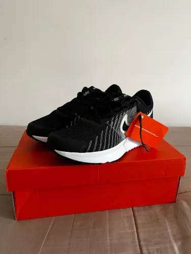 *NOVO* Tênis Nike Run Defy