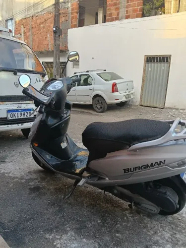 Moto boa só pegar e rodar, aceito trocar em outra