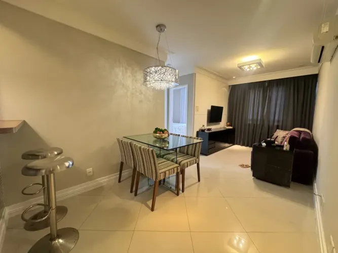Apartamento a venda porteira fechada e reformado 2 quartos em Praia das Gaivotas - Vila Ve