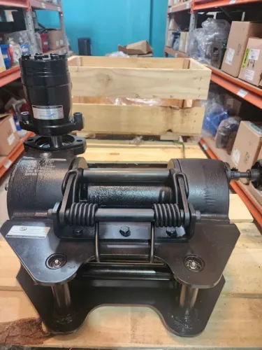 REDUTOR HIDRAULICO 4.5 TONELADAS