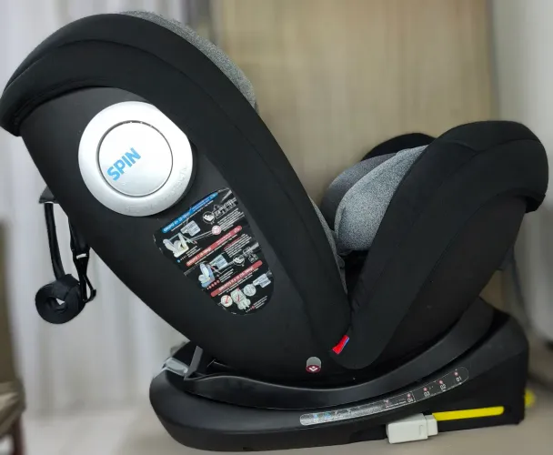 Cadeirinha de carro 360? isofix
