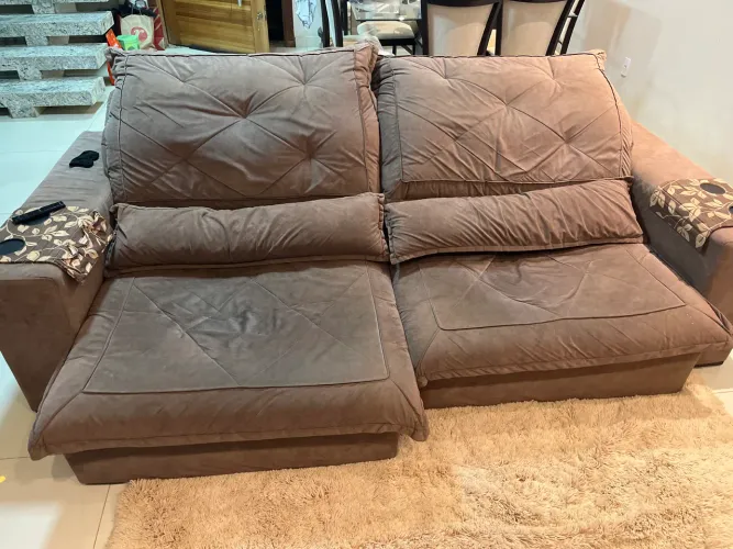 Sofá retrátil 2,50 m 