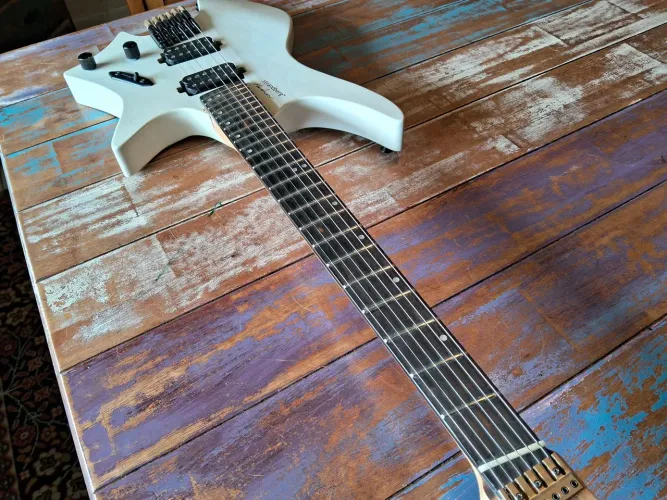 Guitarra Strandberg Boden