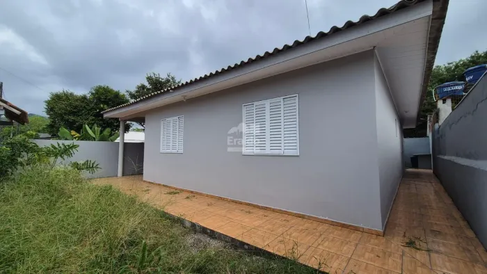 Casa em Mangue Seco - Matinhos, PR