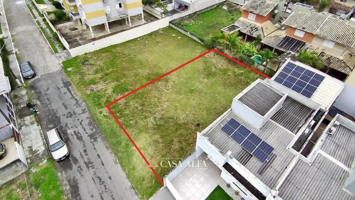 TERRENO QUADRA MAR NO BALNEÁRIO JUNARA