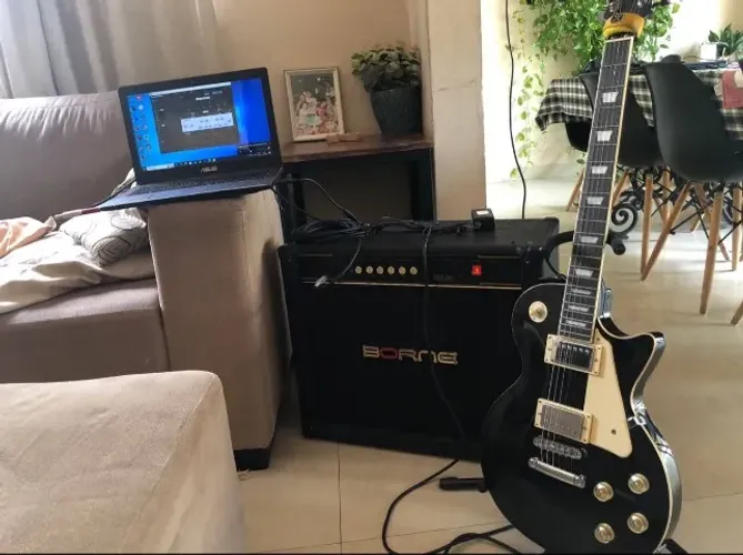 Amplificador Borne Vorax 2100 Studio Guitarra 100w Preto