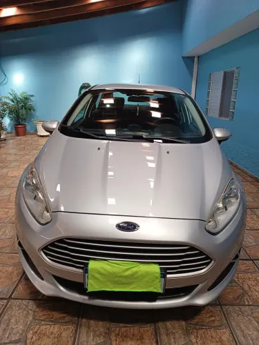 Ford Fiesta Sedan 1.6 16V Flex Aut. 2014