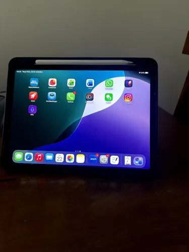 VENDO IPAD AIR 11 POLEGADAS, 128 GB + APPLE PENCIL PRO + CAPA