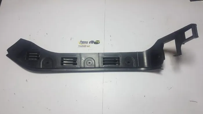 Guia Suporte Parachoque Traseiro Esquerdo Polo Sedan 03-10 #9096