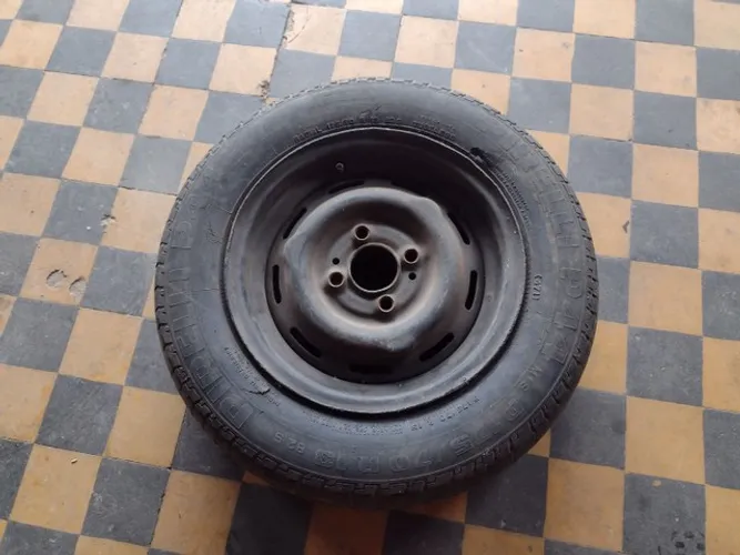 Roda estepe avulsa Chevette 4x100 Aro 13 pneu ruim 