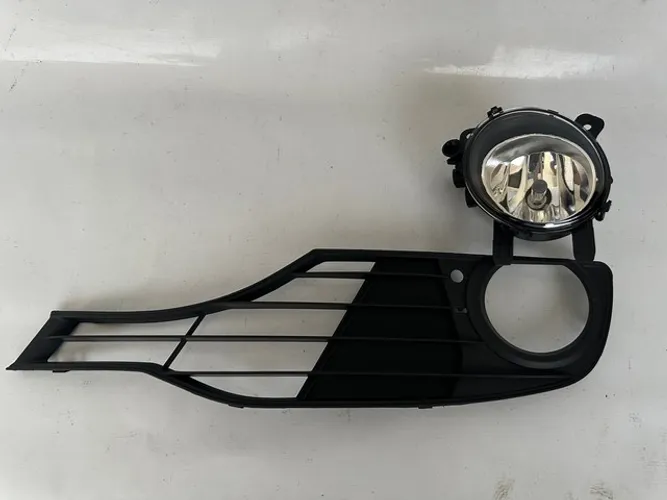 Grade Esquerda e Farol de Milha Bmw 320i 2013 2014 2015