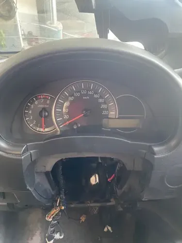Painel de instrumentos Nissan Versa 2020