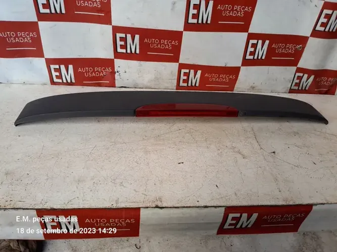Aerofolio com break light Renault clio