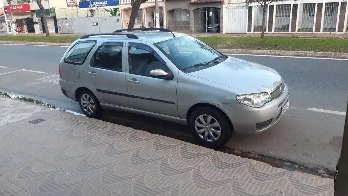 Fiat Palio HLX 1.8 MPI Flex 8V 4P 2005