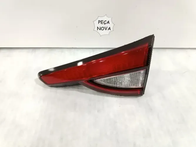 Lanterna Tampa Direita Fiat Argo 2017 2018 2019 A 2022