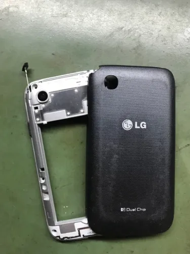 Tampa e carcaça LG