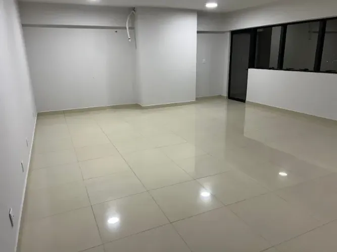 A.Moura Gestor Imobiliário Aluga uma Sala Comercial com 66 no Edifício Infinity Corporate