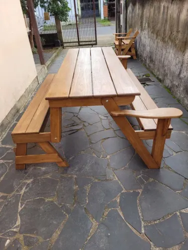 Banco que vira mesa com 2mts Madeira de Eucalipto Modelo Clássico 