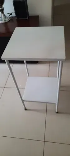 Mesa auxiliar estética 