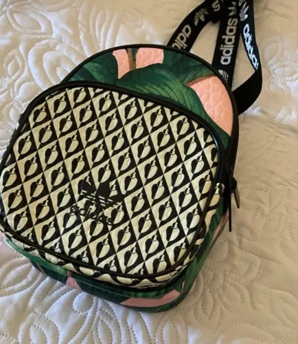 Bolsa mochila adidas farm