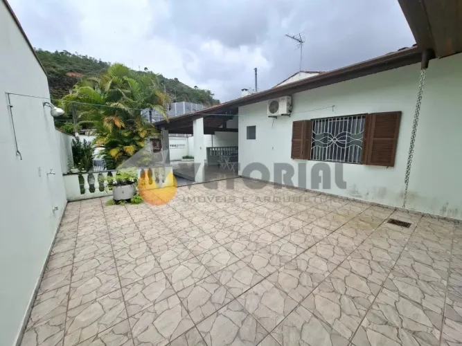 Casa com 3 dormitórios à venda, 171 m² por R$ 675.000,00 - Martim de Sá - Caraguatatuba/SP