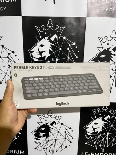 Teclado Bluetooth Logitech K380s Conectar em 3 Aparelho Simultaneamente - (Layout US - QWE