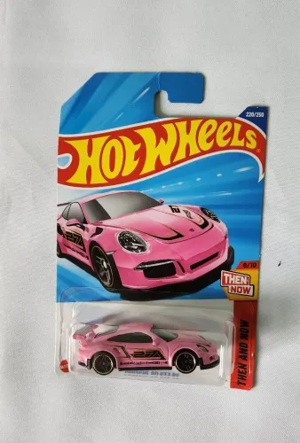 Miniatura Hot Wheels Porsche 911 GT3 RS Rosa
