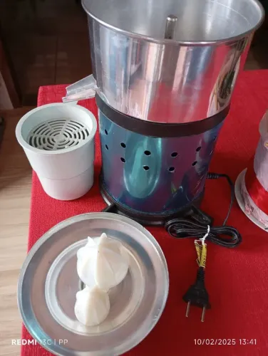 Extrator de Suco elétrico 