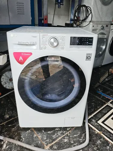 Máquina de Lavar LG 11kg Direct Drive Steam