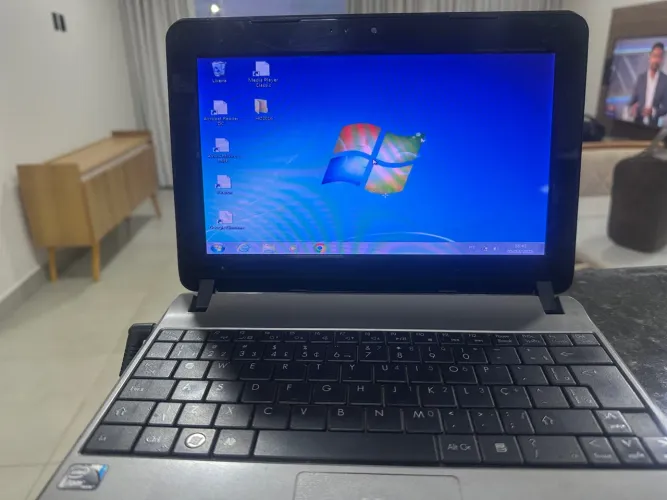 Notebook Pequeno e Leve