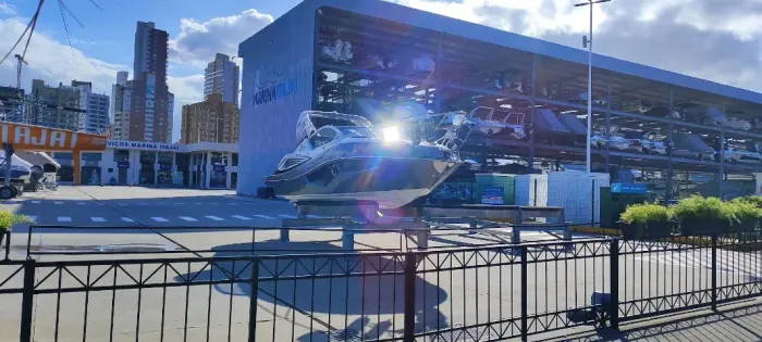 Lancha Onix 250 Mercury 250hp 126h Completa + Som 30mil + Carreta 2 Eixos - Itajaí SC