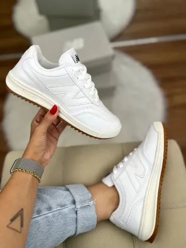 Tênis casual feminino branco