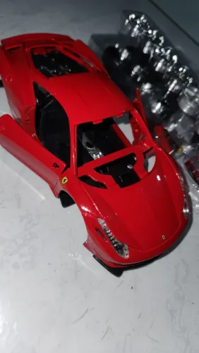 Ferrari 458 Italia - kit de montagem (Completo e sem caixa) Maisto