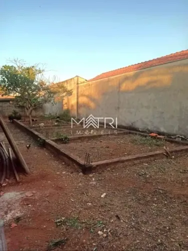 Venda de Terreno / Padrão na cidade de Guatapará
