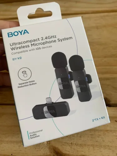 Microfone de Lapela Sem Fio Boya By-v2 para iOS Conexão 2,4Ghz Preto Alta Sensibilidade Co