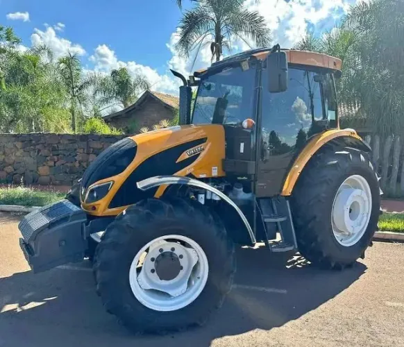 TRATOR VALTRA BM 211