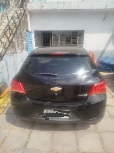 Chevrolet Onix Hatch LT 1.0 8V Flex Mec. 4P 2017