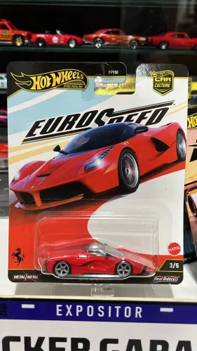 La Ferrari Hot Wheels premium