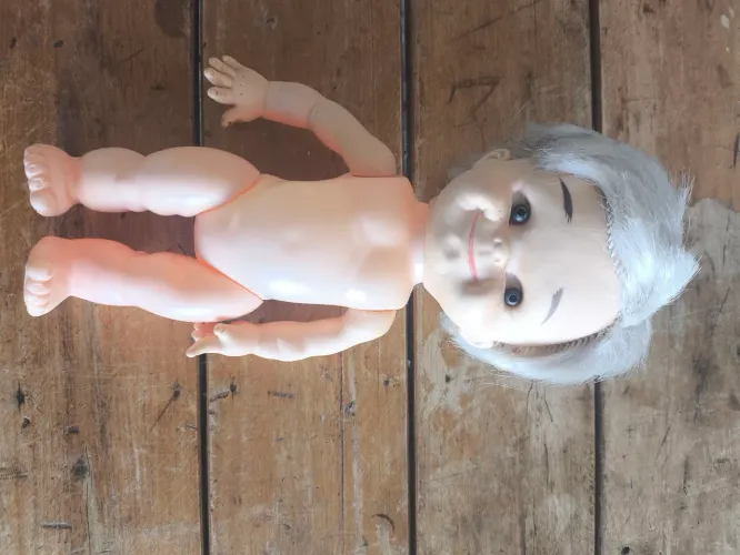 Boneca antiga jonjoca da atma