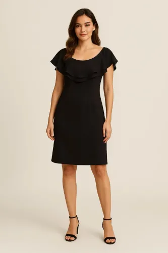 Lindo vestido preto.