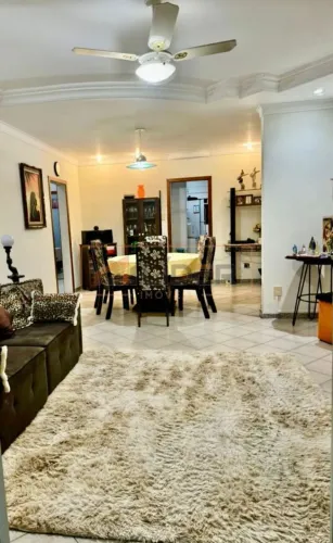 Casa com 05 Quartos sendo 02 Suítes na Esplanada - Colatina - ES