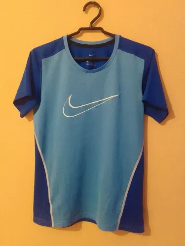 Camiseta Nike, infantil. Original! Tamanho G 