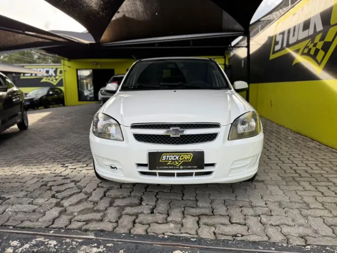 Gm Celta LT  2014 1.0 flex 4 portas 