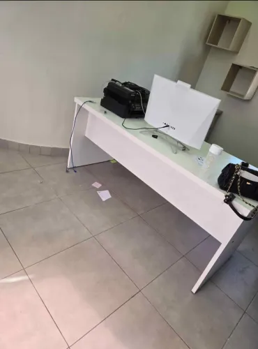 Mesa em L para escritório