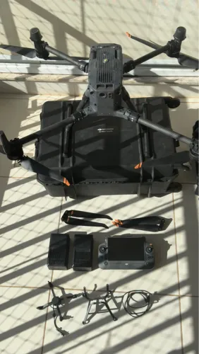 DJI Matrice 350 RTK + Estação de Carregamento BS65