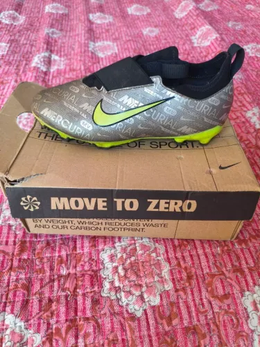 Chuteira Nike n35
