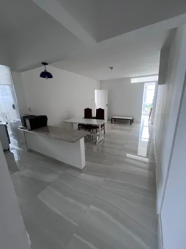 Aluga-se quartos em apartamento recém reformado do lado da Praça da Liberdade 