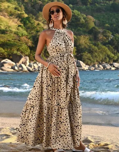 Vestido longo estampado para praia