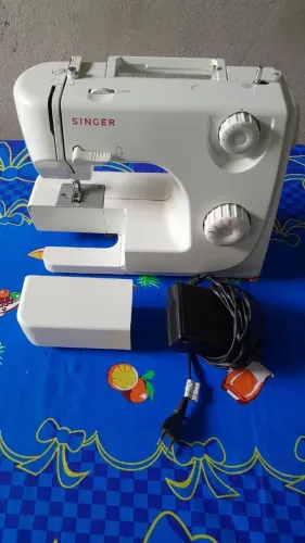 Máquina de costura